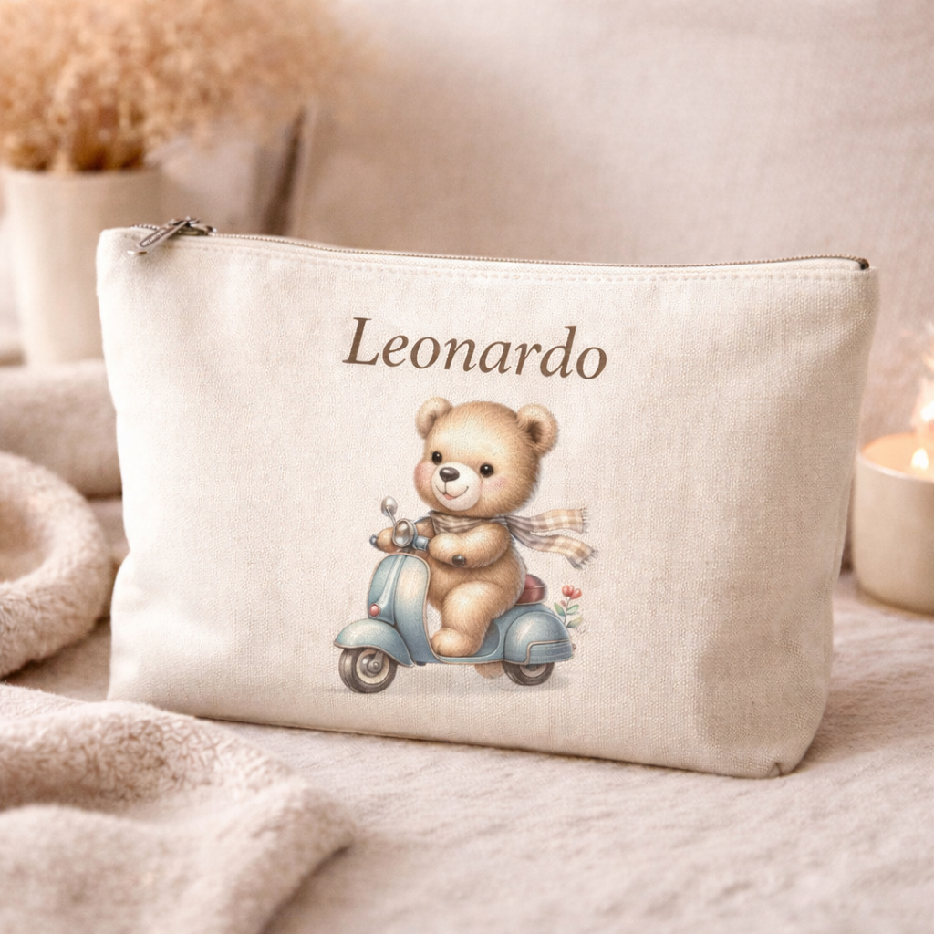 Pochette bambino personalizzata con nome – Beauty case baby illustrato – Idea regalo nascita