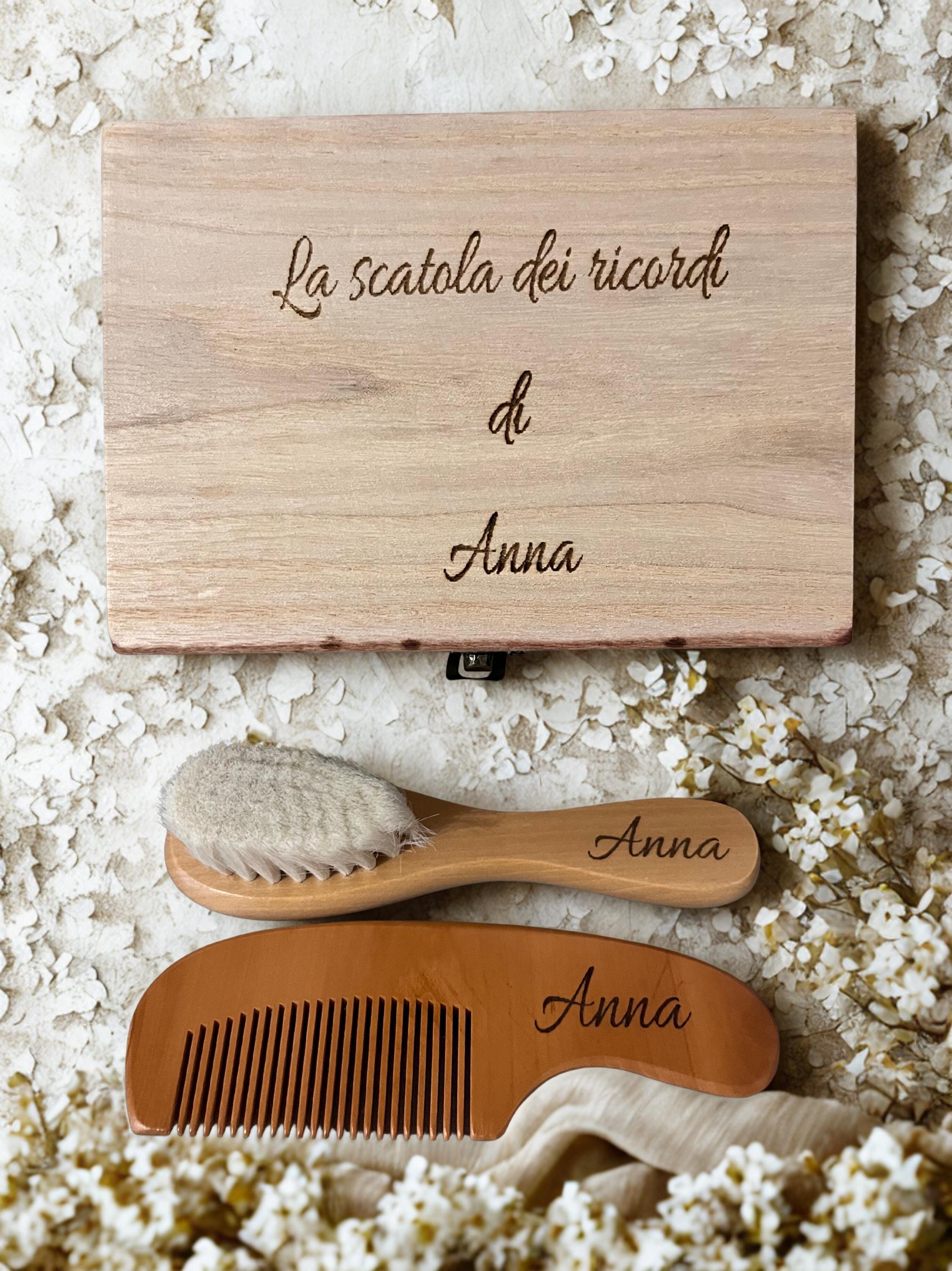 Scatola dei ricordi con pettine e spazzola personalizzati – regalo neonato artigianale – CuorInCrea