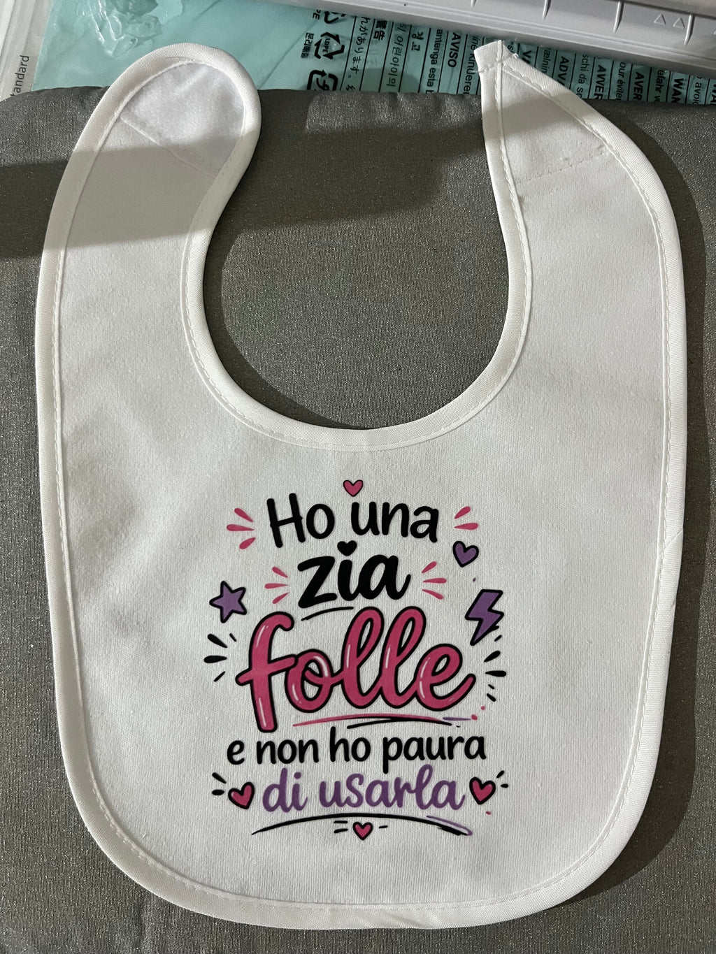 Bavaglino neonato personalizzato divertente – “Zia folle / Zio folle / Spritz” | Idea regalo nascita