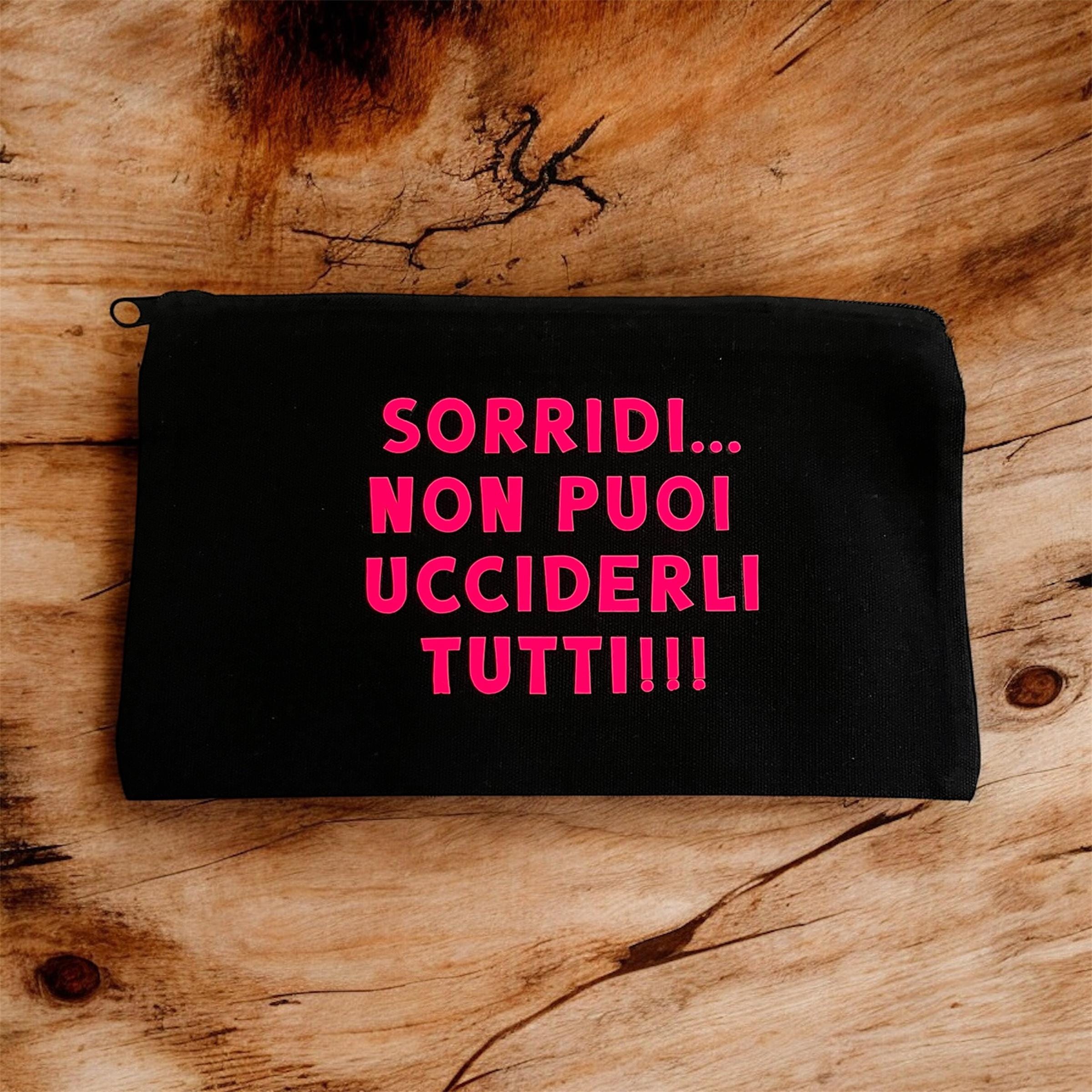 Pochette personalizzata con scritta – trousse beauty donna – idea regalo ironica artigianale